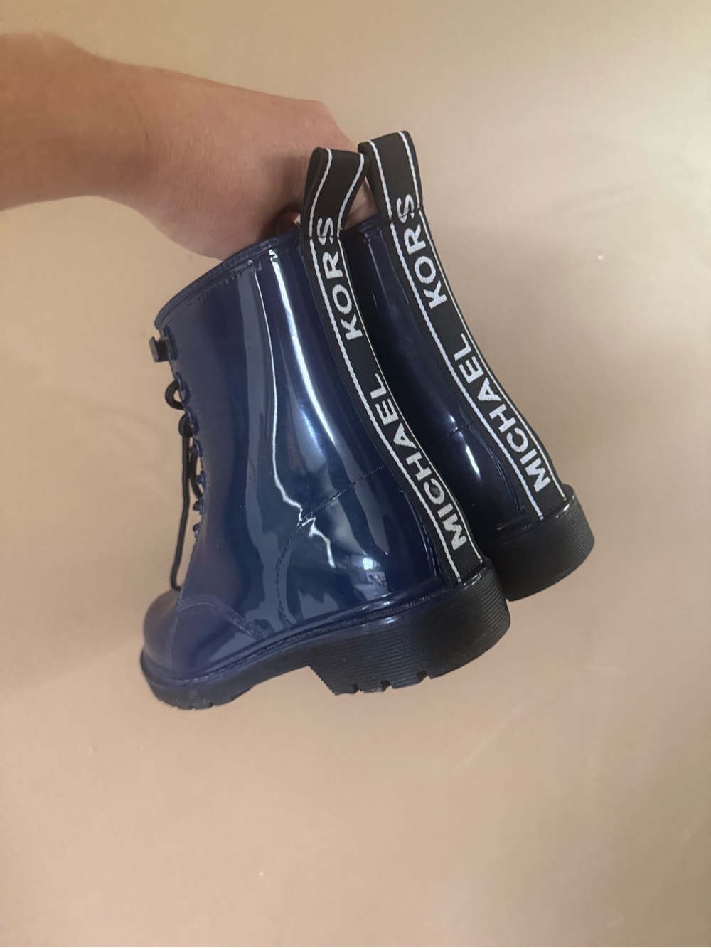 Michael KORS TAVIE MK CONTRAST LOGO NAVY BLUE LACE UP COMBAT RAIN BOOTS size 8
